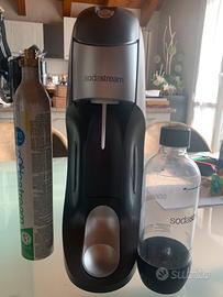 Sodastream completo di bottiglia e 2 bombole da ri