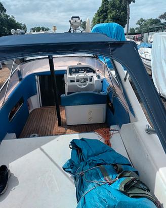 barca Rio 750 con tender 2 mt e honda 2,3 cv. 