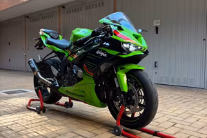 Kawasaki ZX6R 636