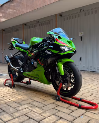 Kawasaki ZX6R 636