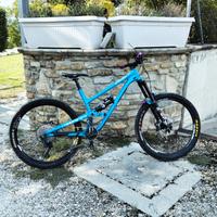 commencal clash 
