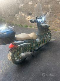 Beverly 300