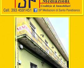 5 vani con terrazzo a livello