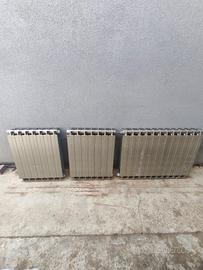 3 Caloriferi in alluminio