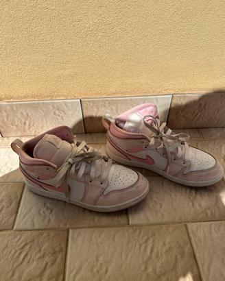 Nike Air Jordan 1 Mid bimba