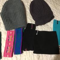 Set di berretti, scalda collo e fasce