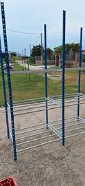 Scaffalatura molto resistente 26 ripiani