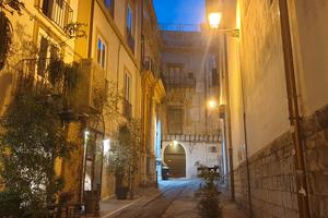 Attico per Hotel Boutique con 8 suite e terrazzo