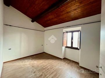 CASA INDIPENDENTE A MONTEFIASCONE