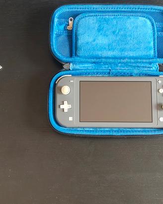 Nintendo switch lite + caricabatterie originale