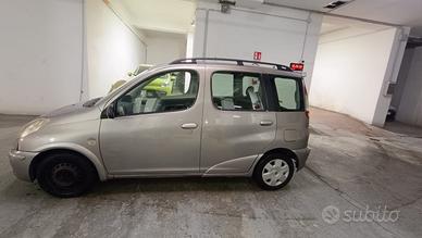 Yaris verso