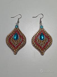 ORECCHINI GOCCIA STRASS E CABOCHON NATALE