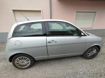 LANCIA YPSILON 2007