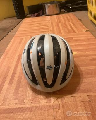 Casco limar