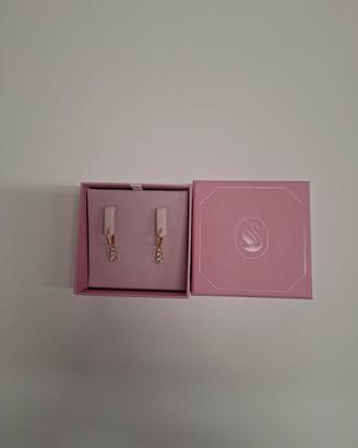 swarovski 5723300Orecchini Stilla Attract ZYQ FI