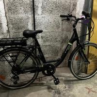 Bicicletta   ORUS 4000 con pedalata assistita