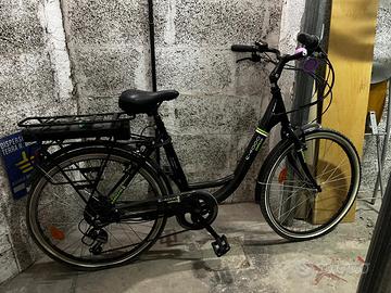 Bicicletta   ORUS 4000 con pedalata assistita