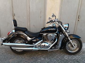 Suzuki VL Intruder 800 - 2011