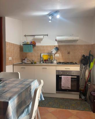 Appartamento mansarda arredata ingresso di Lascari