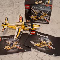 LEGO Technic 42044 - Jet acrobatico