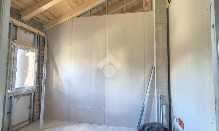 VILLA A SCHIERA CENTRALE A TREVISO