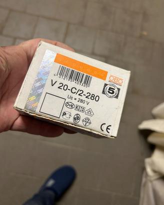 surge protector due diversi