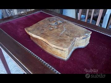 Porta Gioielli in Legno