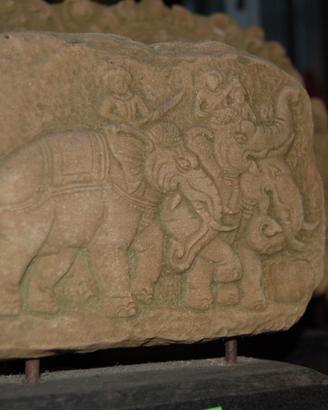 Sculture in pietra Divinità Indiane Buddha, Ganesh