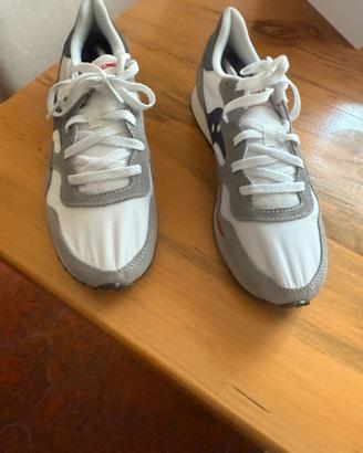 Saucony