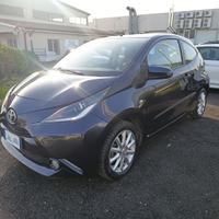Toyota Aygo I 2012 Aygo 1.0 Lounge connect 3p my14