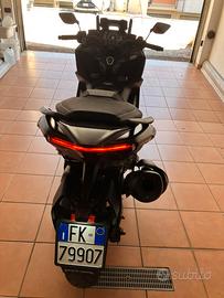 Yamaha TMax Tech  560 anno 2024