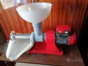 Macchina per passata pomodoro