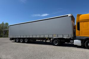 Semirimorchio centinato Schmitz anno 2014