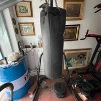 Sacco boxe 40kg + supporto