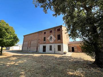 CASA INDIPENDENTE A MIRANDOLA