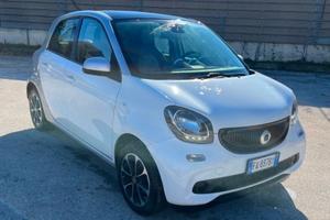 SMART FORFOUR 1.0 GPL