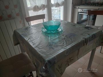 Tavolo allungabile+ 4 sedie