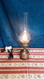 lampada da tavolo rame tipo lume a petrolio 