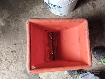 spandiconcime  per motocoltivatore 