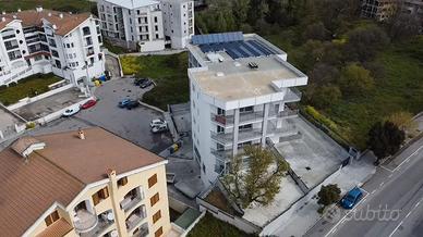 Quadrivano al piano attico in zona Don Bosco