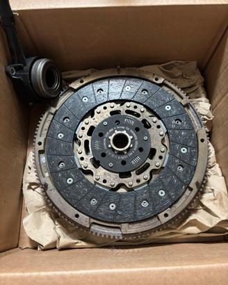 Kit Frizione + Volano Bimassa Sachs Golf/A3 2.0TDI