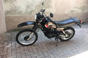Yamaha XT 550