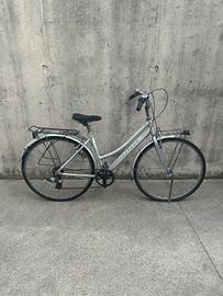 Bicicletta City Bike donna “Iride” Argento