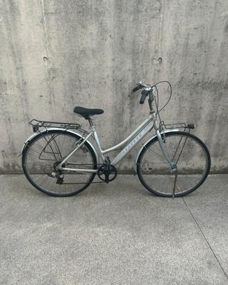 Bicicletta City Bike donna “Iride” Argento