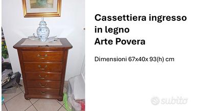cassettiera in legno stile arte povera