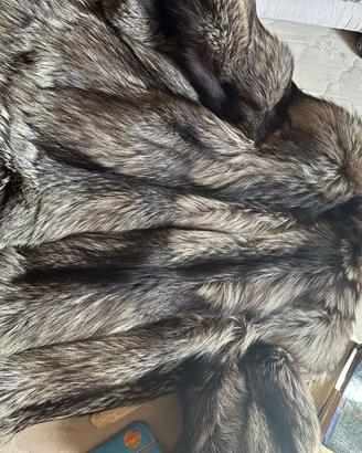 pelliccia  lunga in volpe argentata (silver fox) 