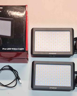 Faretti luce per foto e video