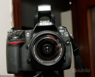 Nikon D 300 + 18-55 Nikon