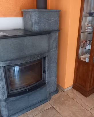 STUFA in PIETRA OLLARE Marca GEOS FUNZIONANTE
