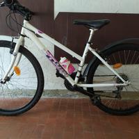 Mountain bike ragazza